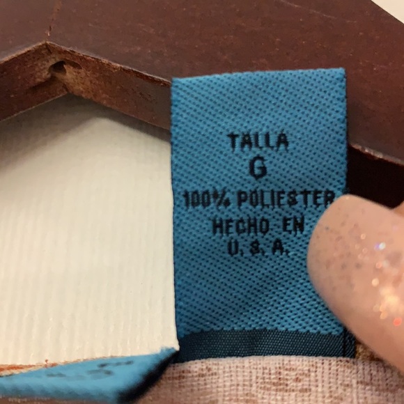 😍 2/$29 TeeCo really pretty thin top L - Picture 7 of 11